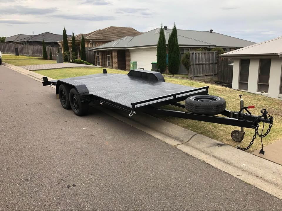 Croc Hire operating out of Aberglasslyn